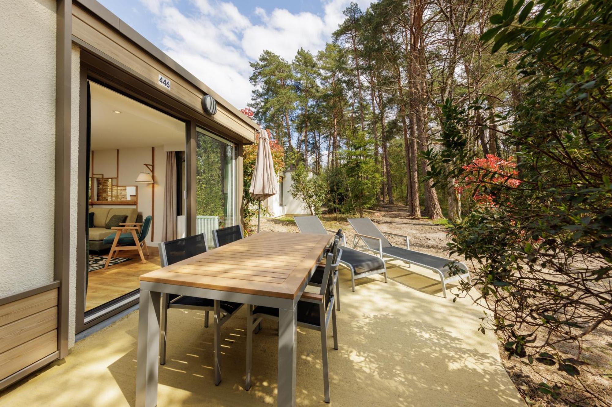 Center Parcs Les Hauts De Bruyeres Шомон-сюр-Тарон Экстерьер фото