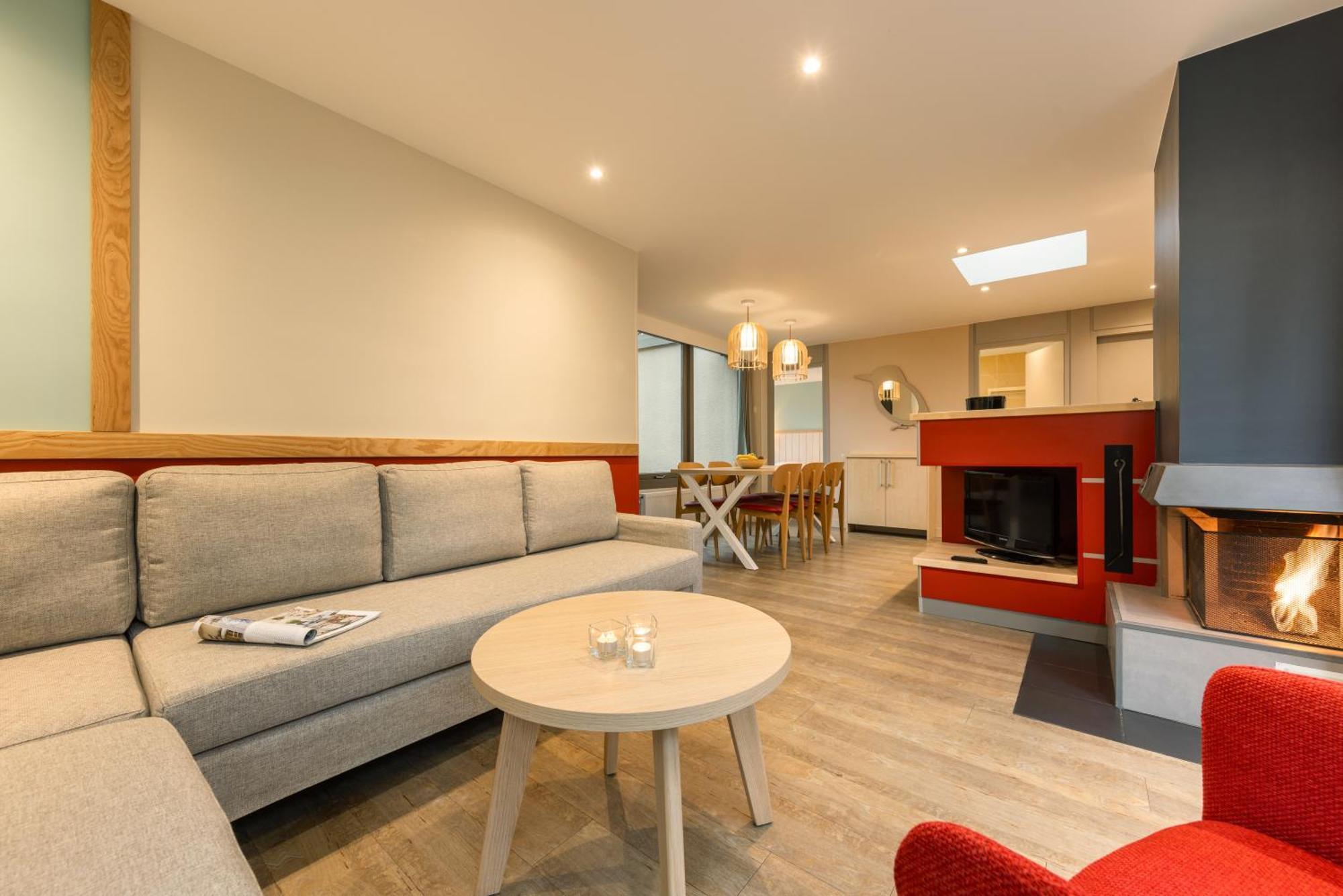 Center Parcs Les Hauts De Bruyeres Шомон-сюр-Тарон Экстерьер фото