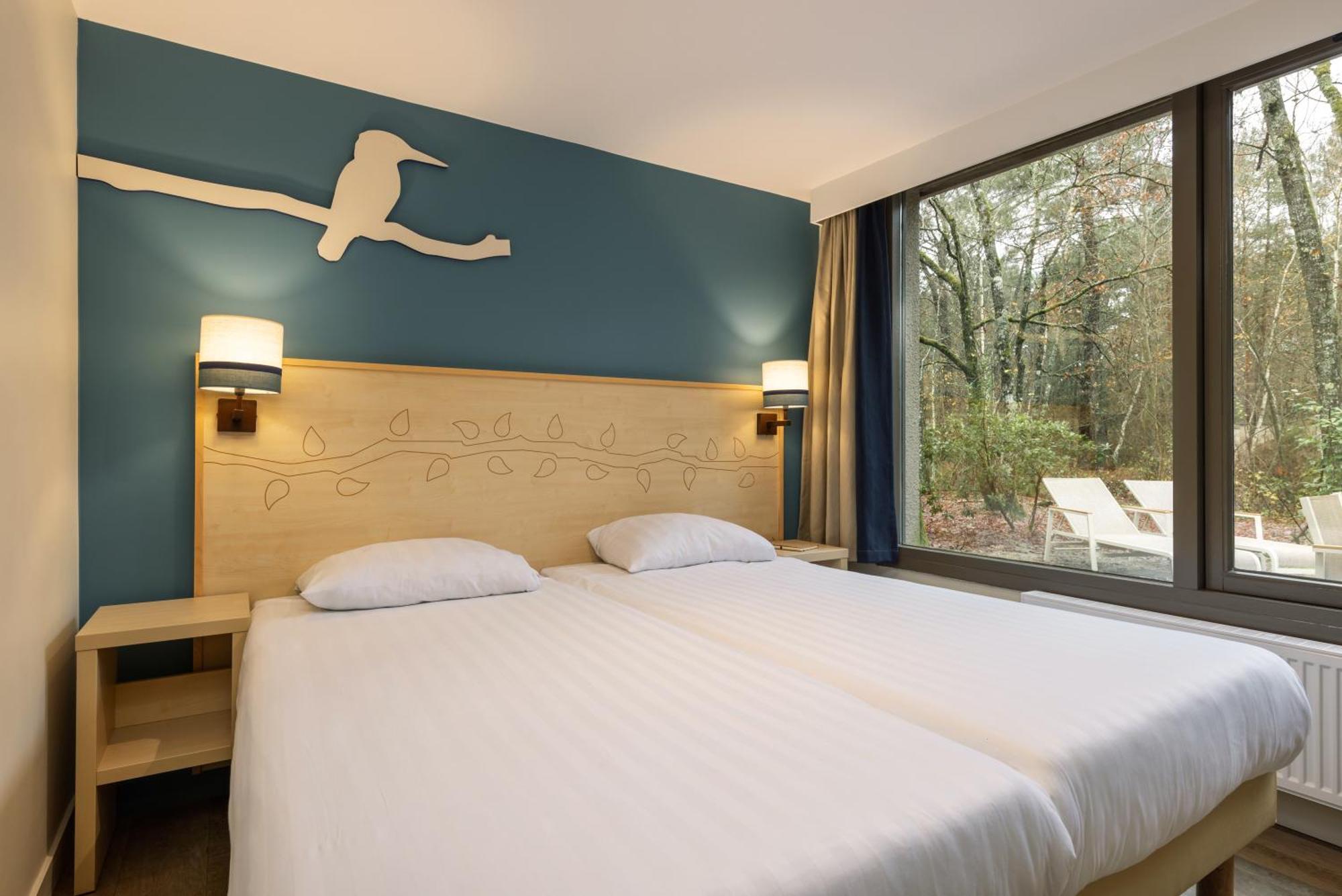 Center Parcs Les Hauts De Bruyeres Шомон-сюр-Тарон Экстерьер фото