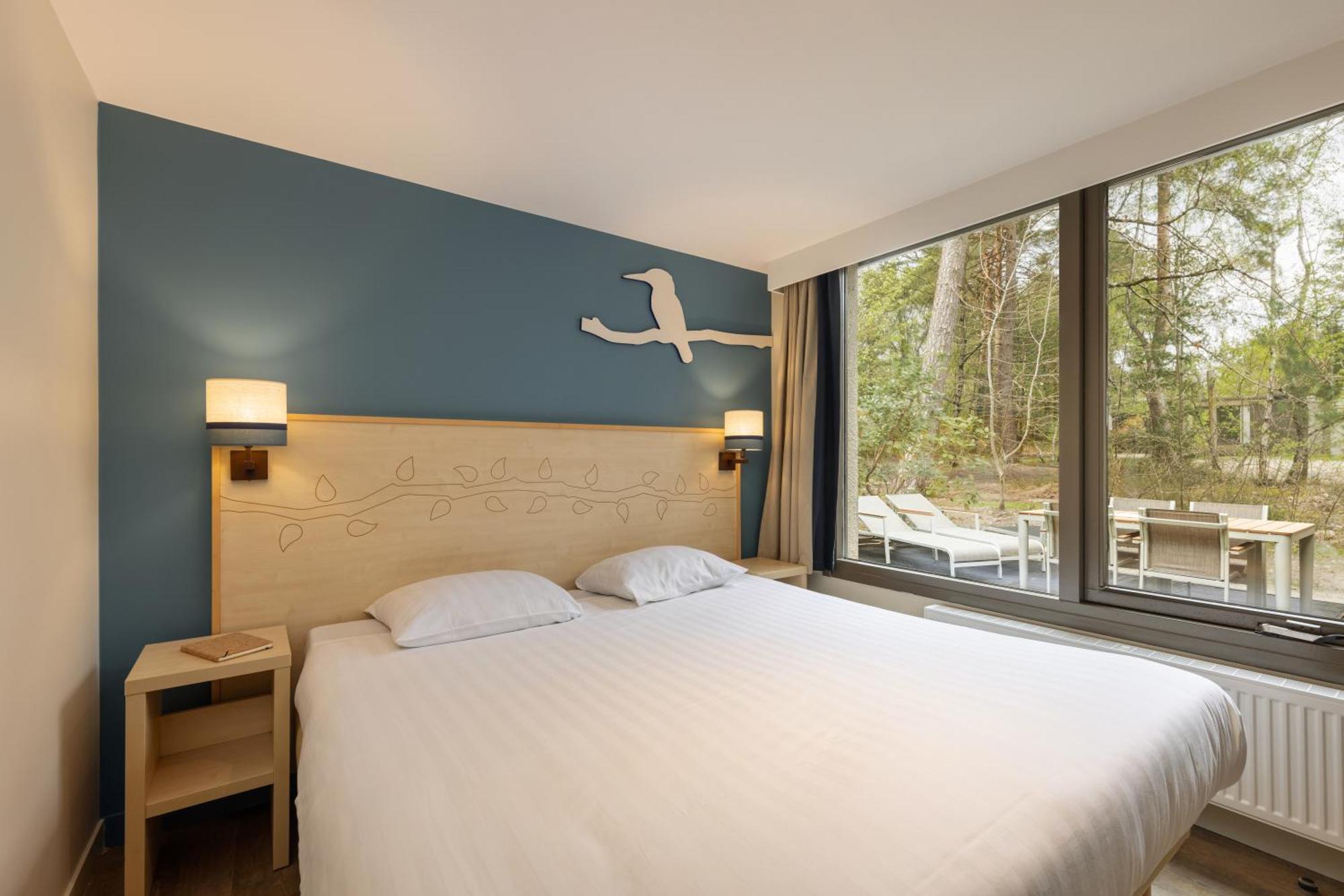 Center Parcs Les Hauts De Bruyeres Шомон-сюр-Тарон Экстерьер фото